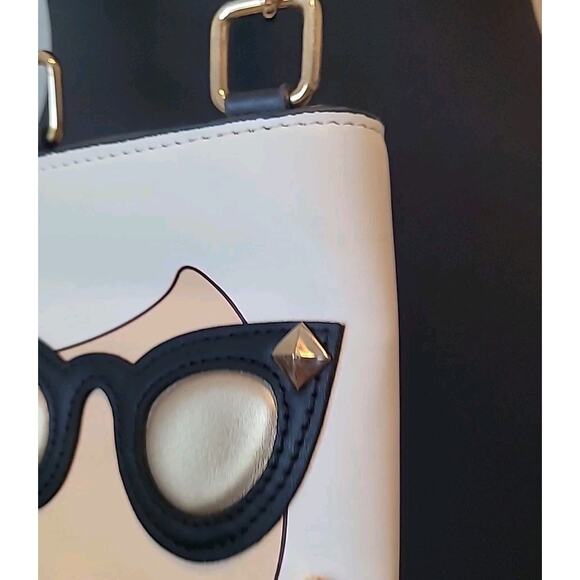 Fashion Face Crossbody Purse Mini Bag 3D Sunglasses Earrings Adjustable Strap - Picture 4 of 10